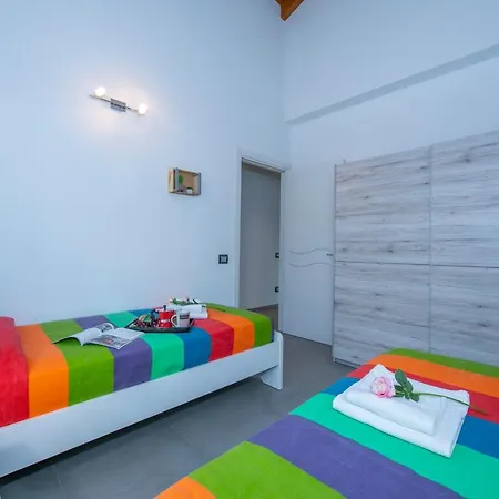 Sleeps 8 Pool