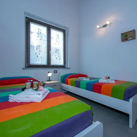 Sleeps 8 Pool * Besozzo
